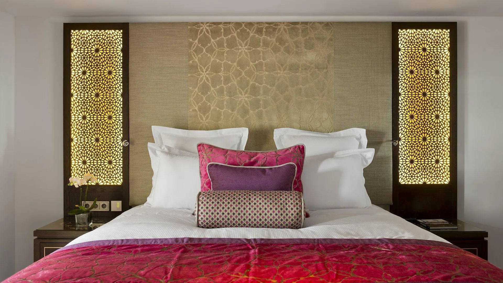 Tiara Miramar Beach Hotel & Spa Theoule-sur-Mer 5*,  France