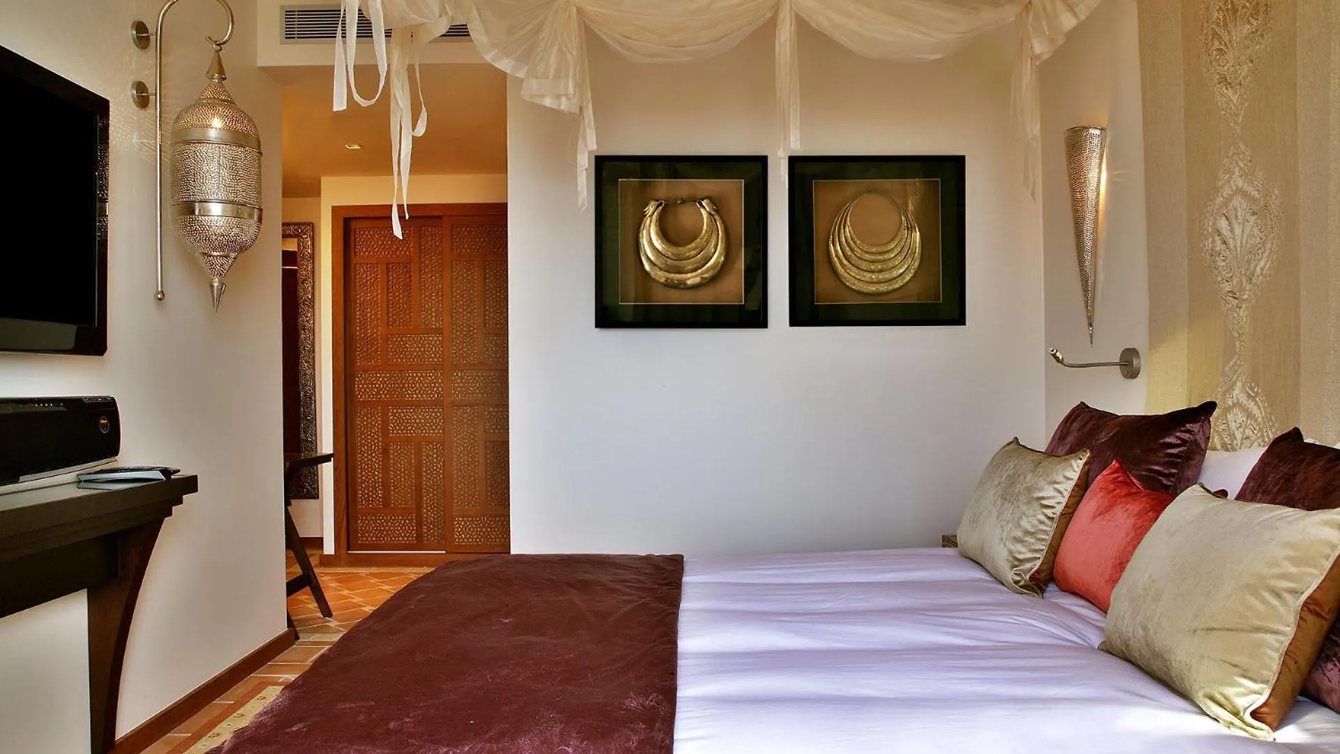 Tiara Miramar Beach Resort Théoule-sur-Mer 5*,